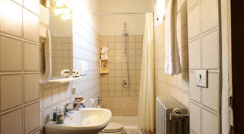 Residence In Centro Mantoue Chambre photo